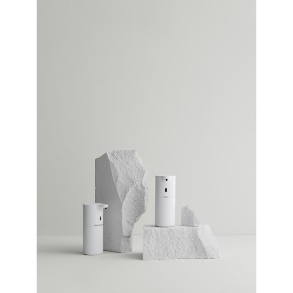 Bílý automatický plastový dávkovač desinfekce 260 ml Fineo – Blomus-image-1