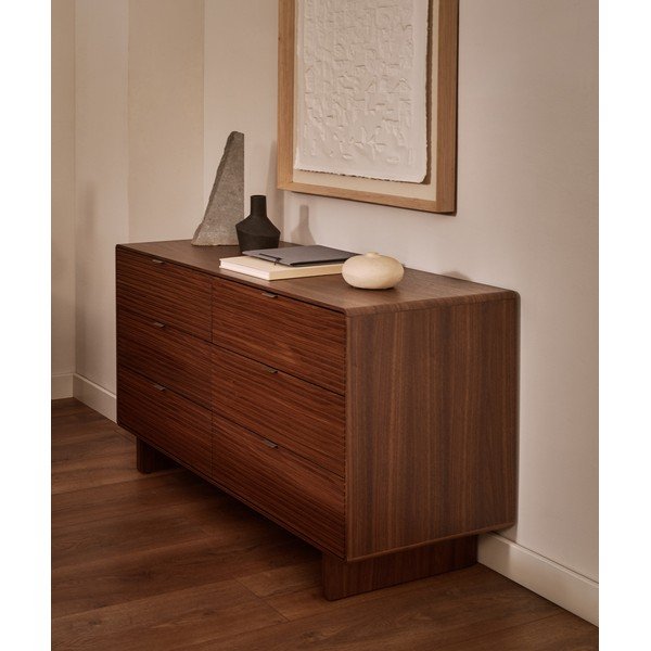 Komoda v dekoru ořechu v tmavě přírodní barvě 120x75x50 cm Norlen – Kave Home-image-3