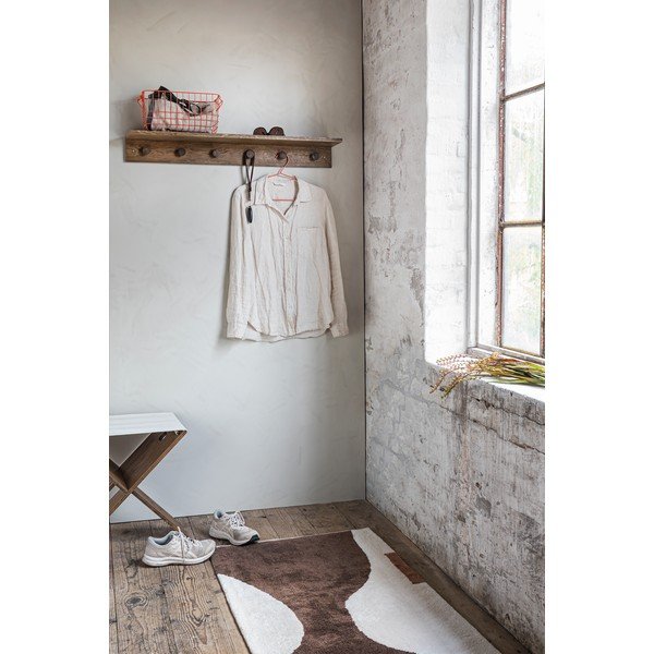 Hnědý nástěnný věšák z dubového dřeva s poličkou 90 cm Showcase – Mette Ditmer Denmark-image-1