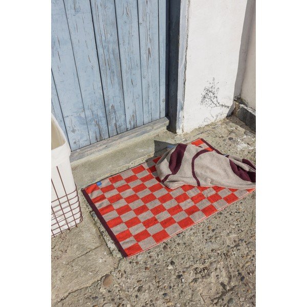 Oranžová/béžová koupelnová předložka do sprchy z bio bavlny 50x80 cm Retro – Mette Ditmer Denmark-image-1