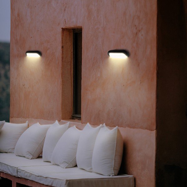 Černé nástěnné svítidlo SULION Sia, délka 20 cm-image-1