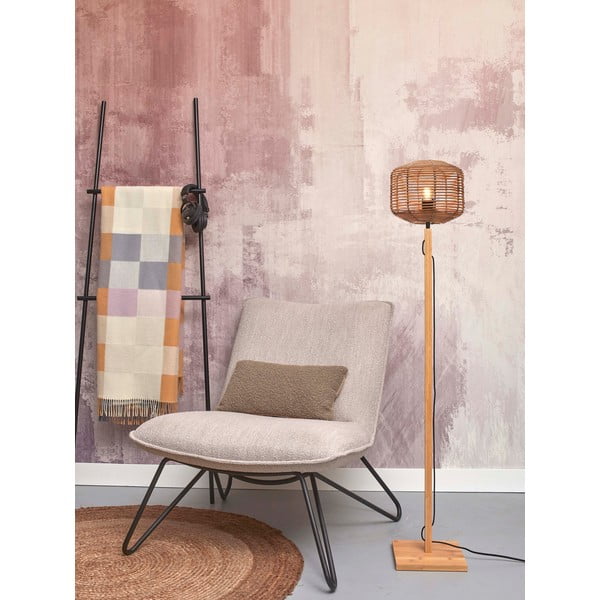 Stojací lampa s ratanovým stínidlem v přírodní barvě (výška 130 cm) Tanami – Good&Mojo-image-1