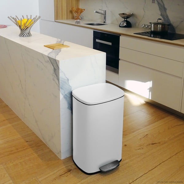 Matně bílý nášlapný ocelový odpadkový koš 50 l   Akira – Spirella-image-1