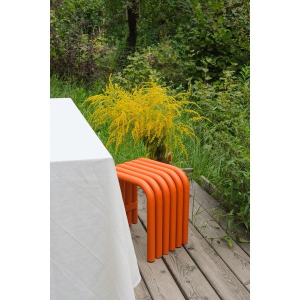 Oranžová kovová zahradní židle Nokk – noo.ma-image-3