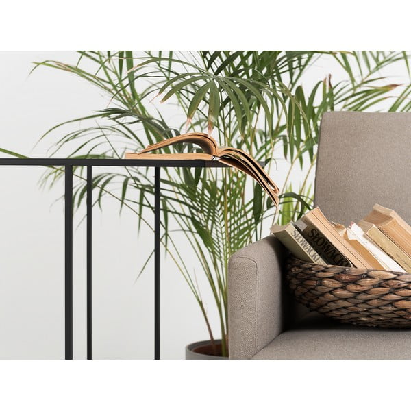 Černý kovový odkládací stolek CustomForm-image-4