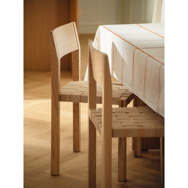 Stohovatelná jídelní židle z dubového dřeva v přírodní barvě Toli – noo.ma-image-1