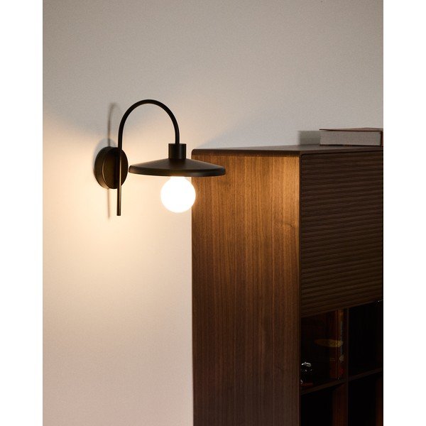 Černé nástěnné svítidlo ø 27 cm Nuvira – Kave Home-image-1
