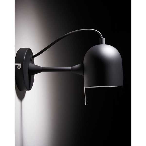 Černé nástěnné svítidlo Lucilla – Kave Home-image-1
