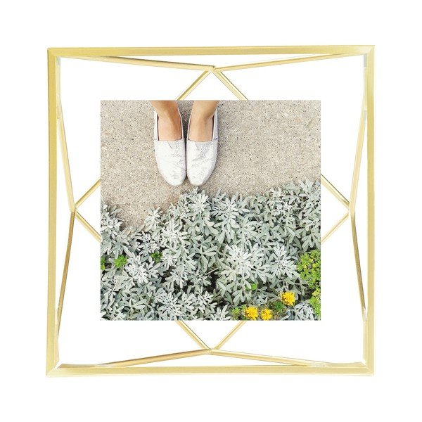 Rám ve zlaté barvě na fotografii o rozměru 10 x 10 cm Umbra Prisma