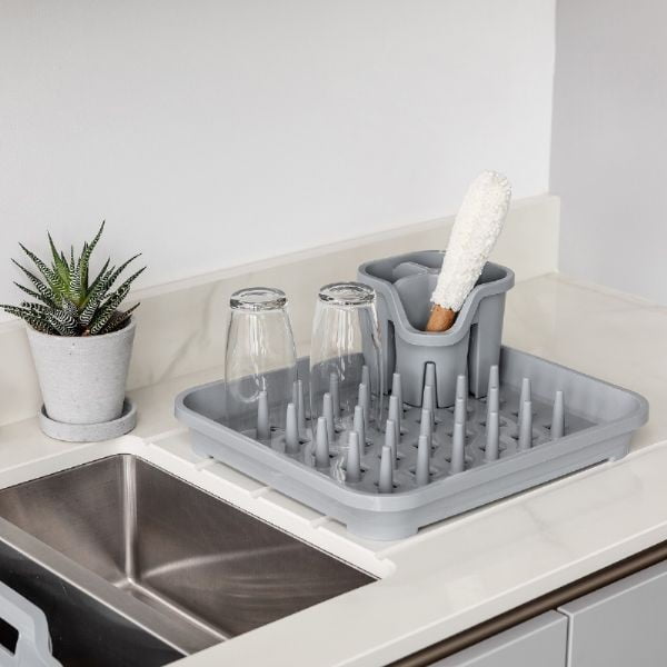 Šedý odkapávač na příbory z recyklovaného plastu Addis Eco Range-image-1