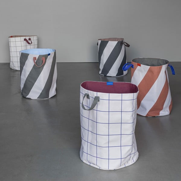 Šedý/krémový látkový koš na prádlo 5 l Diagonal – Mette Ditmer Denmark-image-3