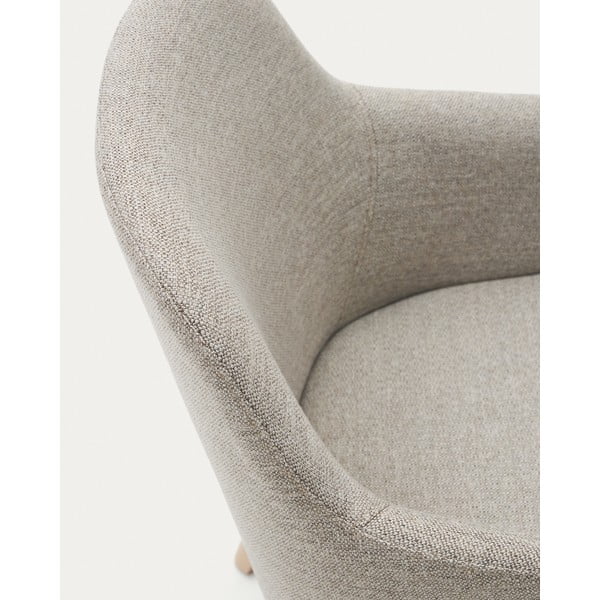 Béžové čalouněné jídelní křeslo s područkami Nelida – Kave Home-image-3