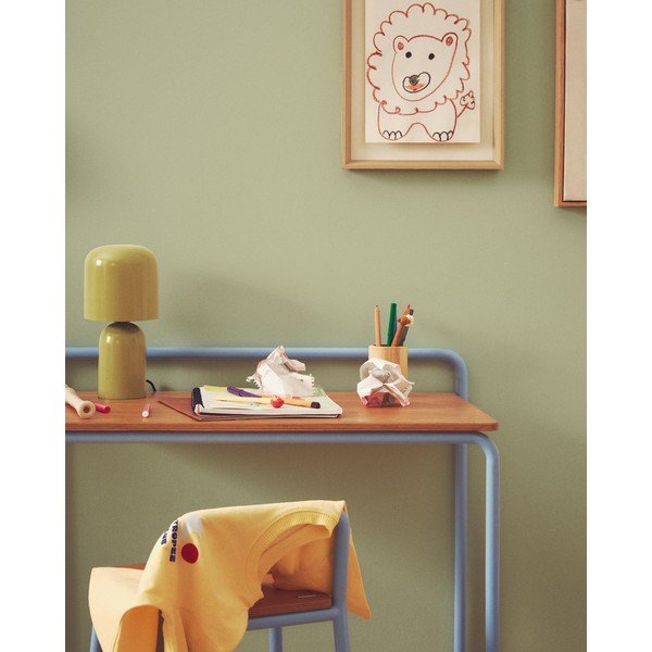 Dětský psací stůl s deskou v dekoru jasanového dřeva 45x82 cm Tinn – Kave Home-image-1