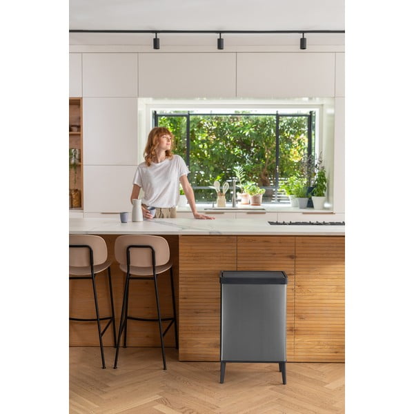 Šedý dotykový odpadkový koš z recyklovaného plastu 54 l Verto High – Curver-image-1