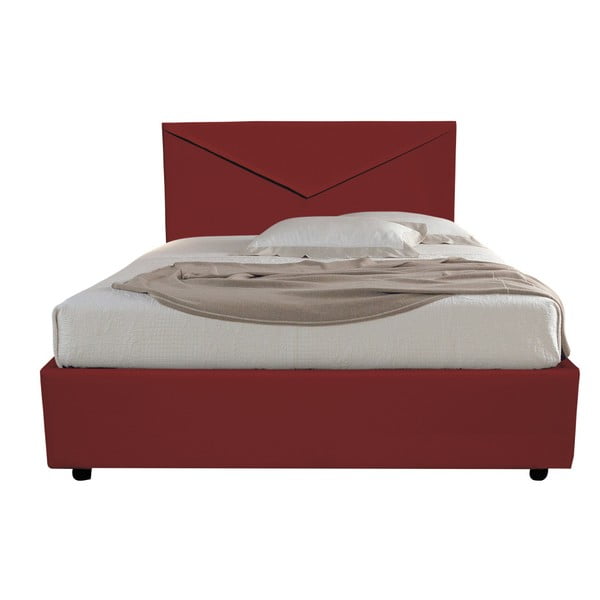 Tmavě červená jednolůžková postel s úložným prostorem a potahem z koženky 13Casa Mina, 120 x 190 cm