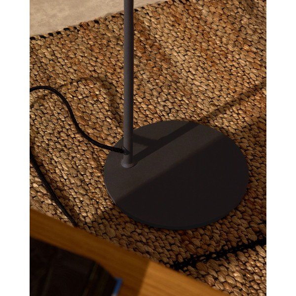 Černá stojací lampa (výška 147 cm) Manie – Kave Home-image-3