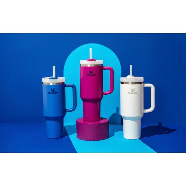 Bílá termoska s brčkem z nerezové oceli 1,18 l Quencher H2.0 FlowState Tumbler Frost – Stanley-image-2