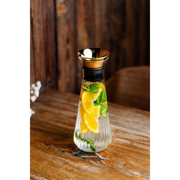 Skleněná karafa 900 ml Mia – Vialli Design-image-1