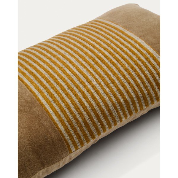 Sametový povlak na polštář 30x50 cm Samit – Kave Home-image-2