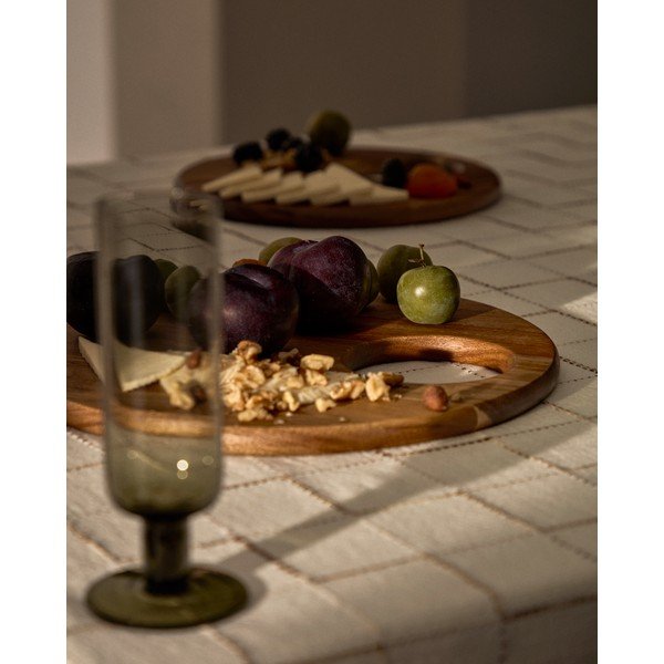 Servírovací dřevěné prkénko ø 36 cm Klot – Kave Home-image-2