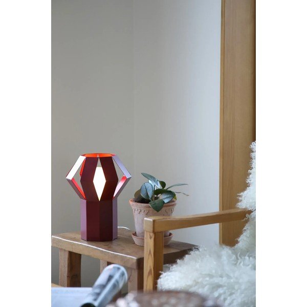 Červená kovová stolní lampa s kovovým stínidlem (výška 27 cm) Octa – Markslöjd-image-1