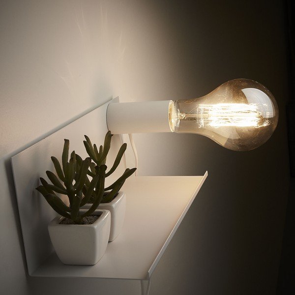 Bílé nástěnné svítidlo s poličkou Hannah – Kave Home-image-2