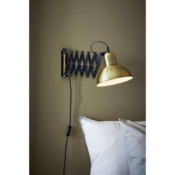 Nástěnné svítidlo ve zlaté barvě Riggs – Markslöjd-image-1