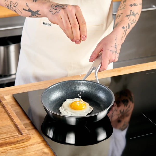 Nerezová pánev s nepřilnavým povrchem ø 20 cm Lucca 3.0 – FABINI-image-1