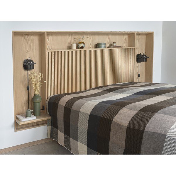 Černé kovové nástěnné svítidlo s ohybatelnou konstrukcí do zásuvky Nesvik – Villa Collection-image-1