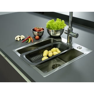 Černý rozšířitelný cedník Wenko Black Outdoor Kitchen Sivo