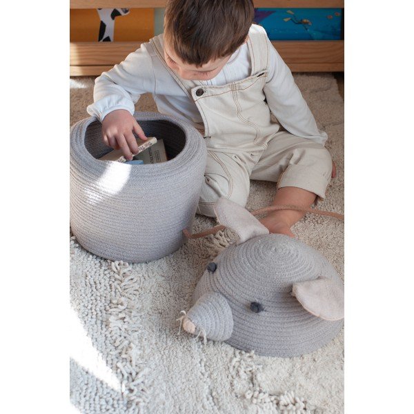 Šedý látkový dětský koš na hračky ø 25x30 cm Renata the Rat – Lorena Canals-image-3