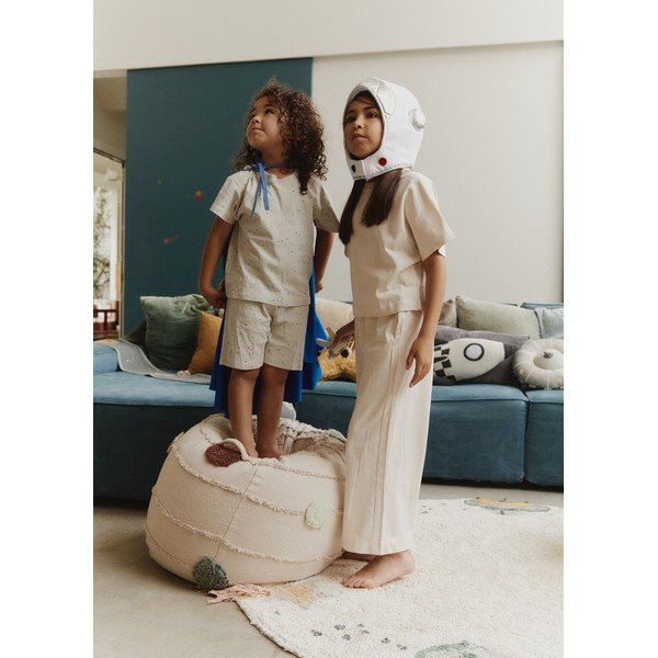 Krémový dětský sedací vak Solar System – Lorena Canals-image-1