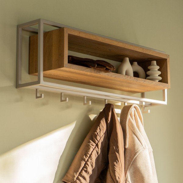Nástěnný věšák z dubového dřeva v přírodní barvě/taupe s poličkou 78 cm School – Spinder Design-image-1