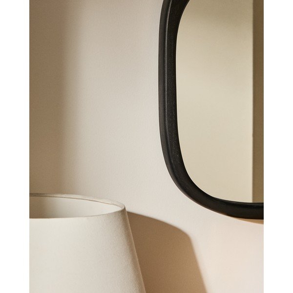 Nástěnné zrcadlo s dřevěným rámem 45,5x47 cm Alura – Kave Home-image-4