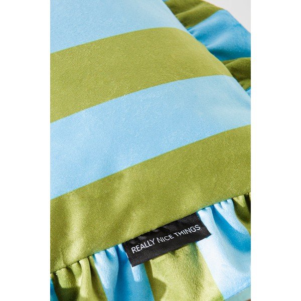 Sametový dekorační polštář 55x55 cm – Really Nice Things-image-1