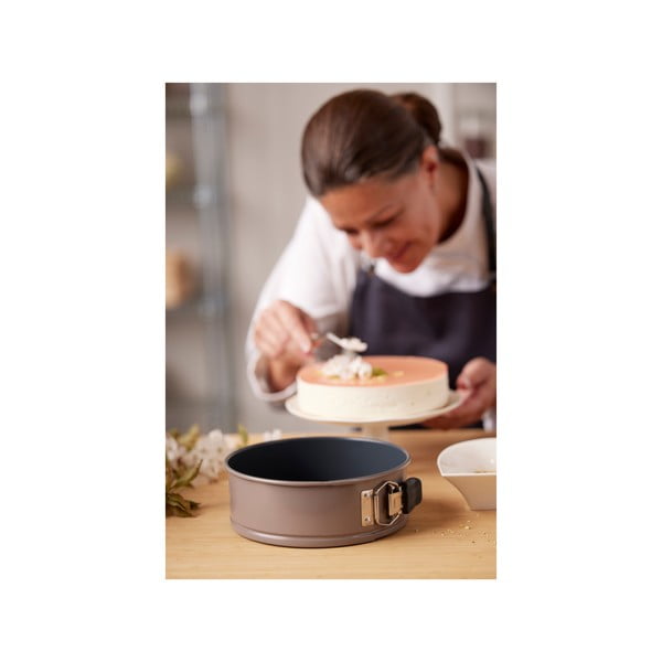 Ocelová forma na pečení dortu 3,1 l – Blomsterbergs-image-3