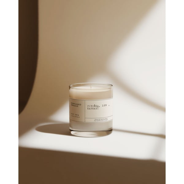 Vonná sojová svíčka doba hoření 40 h #68 Peony, Linen, Fern – Perfumed Prague