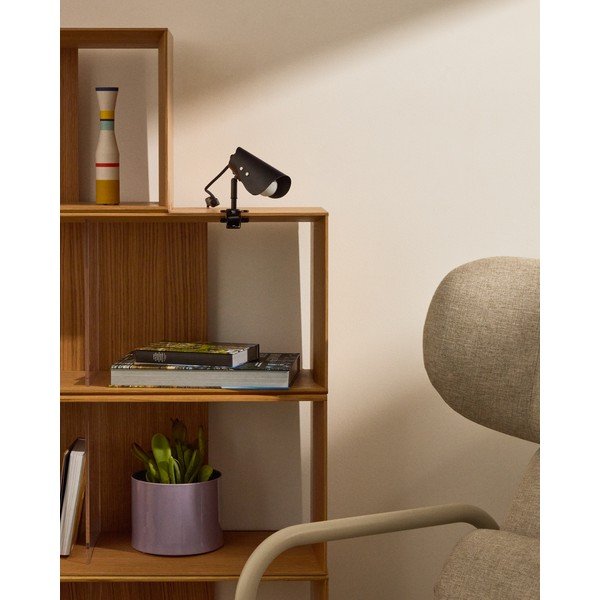 Černá kovová stolní lampa s klipem (výška 16 cm) Jula – Kave Home-image-2