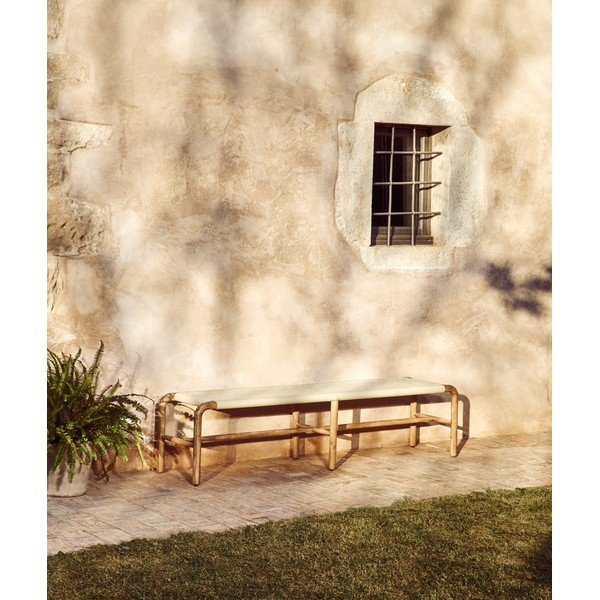 Béžová/v přírodní barvě dřevěná zahradní lavice Alipa – Kave Home-image-1