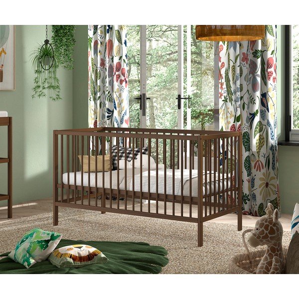 Hnědá postýlka z bukového dřeva s odnímatelným bokem/s nastavitelnou výškou 70x140 cm Dino – Vipack-image-1