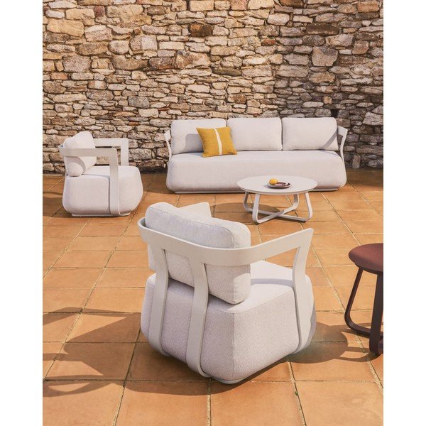 Krémové polstrované zahradní křeslo Tamaris – Kave Home-image-1