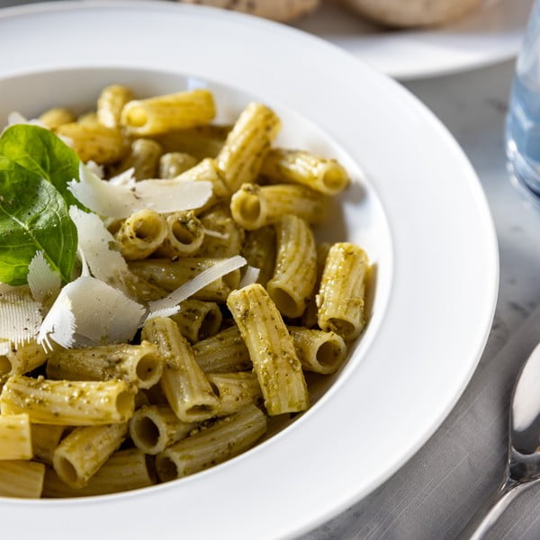 Bílý porcelánový hluboký talíř Mikasa Ridget, ø 29,5 cm-image-1