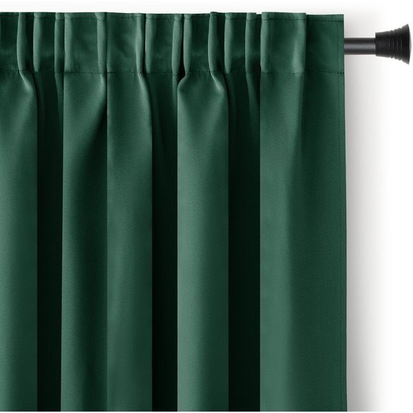 Tmavě zelený dimout závěs 140x175 cm Kierra – Restilo