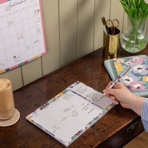 Plánovač 52 str. – Busy B-image-1