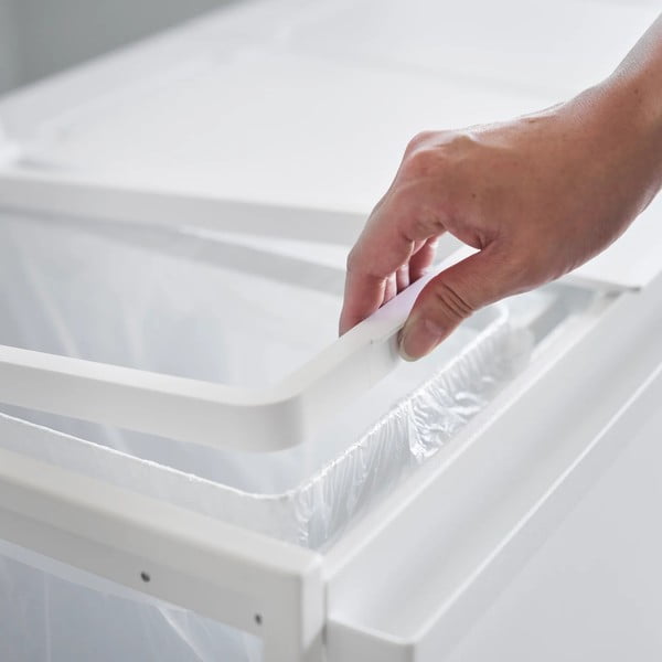 Bílý kovový odpadkový koš na tříděný odpad Tower – YAMAZAKI-image-4