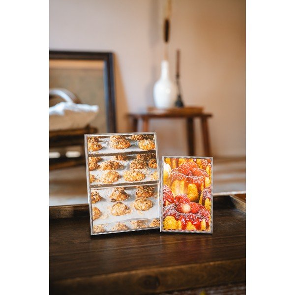 Kovový stojací rámeček v leskle stříbrné barvě 14x19 cm Sweet Memory Pearl – Zilverstad-image-1