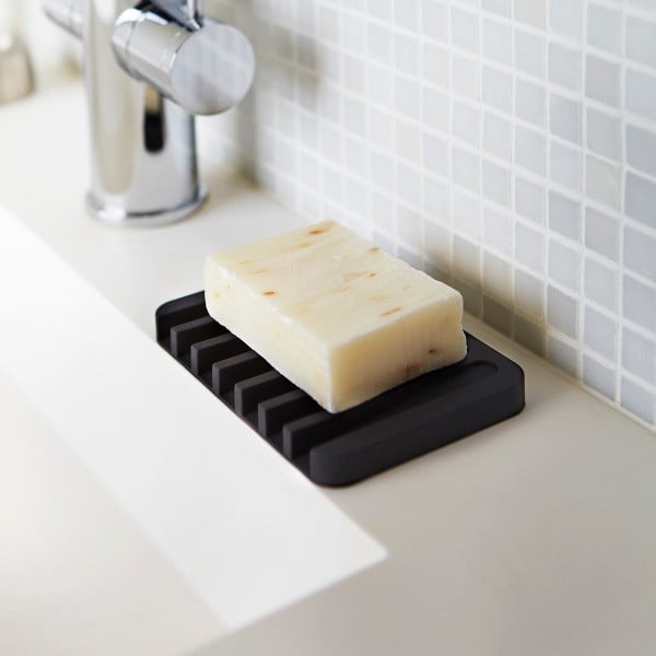 Černá podložka pod mýdlo YAMAZAKI Flow-image-1