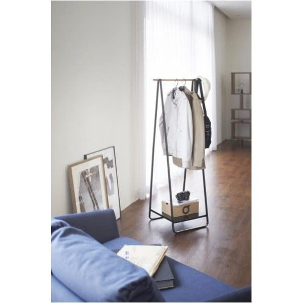 Černý kovový stojan na oblečení Tower – YAMAZAKI-image-1