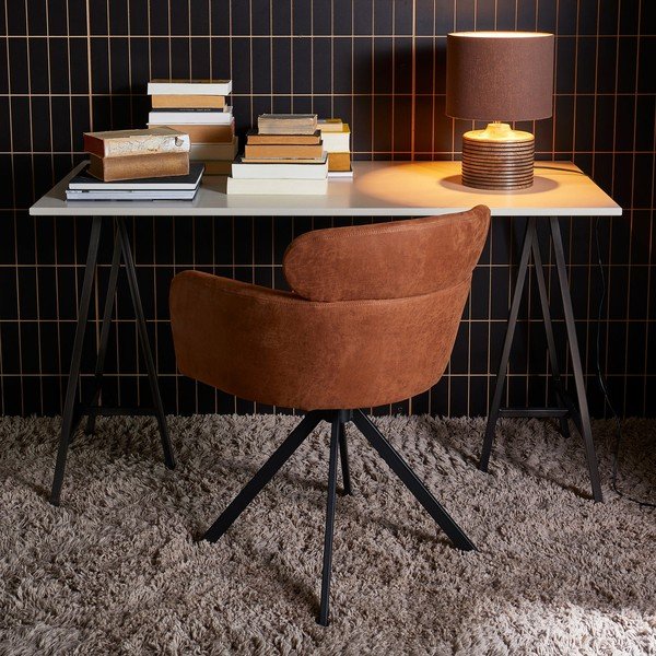 Koňakově hnědé čalouněné jídelní křeslo s područkami Fenne – WOOOD-image-1