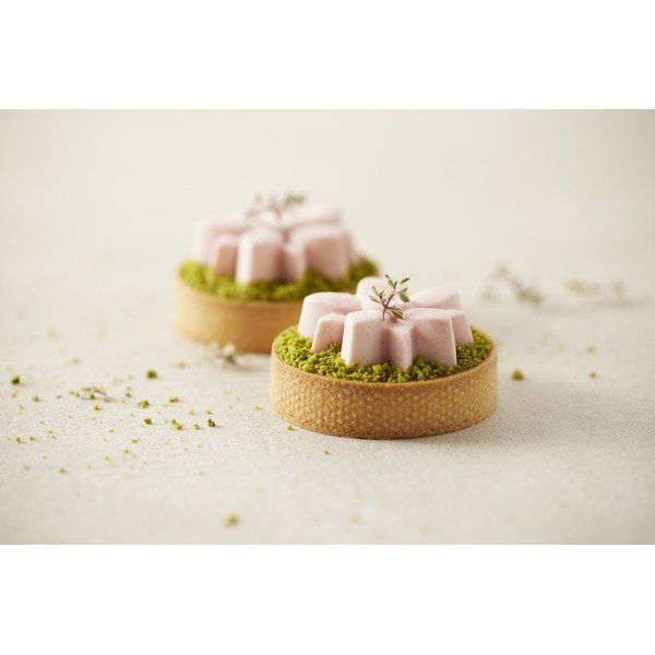 Silikonové formy na pečení muffinů v sadě 6 ks Flower – Blomsterbergs-image-1